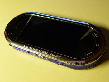 samsung m7600